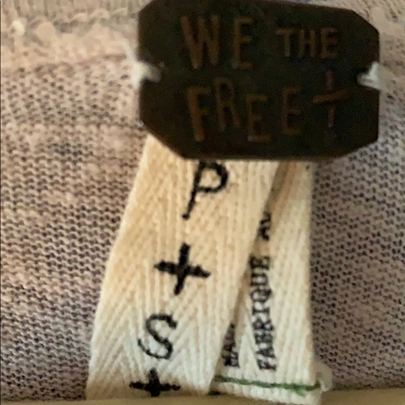 We The Free light weight top - Picture 2 of 2